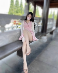 妖妖  166cmD奶24歲  想要做愛的找她喔
